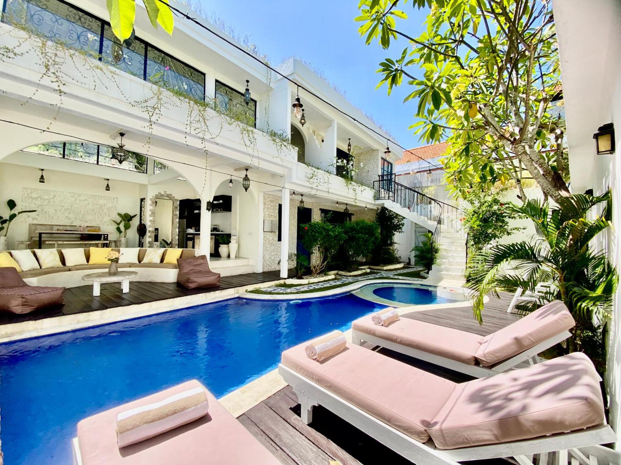 Villa Tyche Luxury 4br Near Seminyak (Bali)